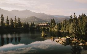 Nita Lake Lodge